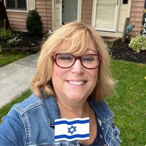 Meet your Posher, Helene